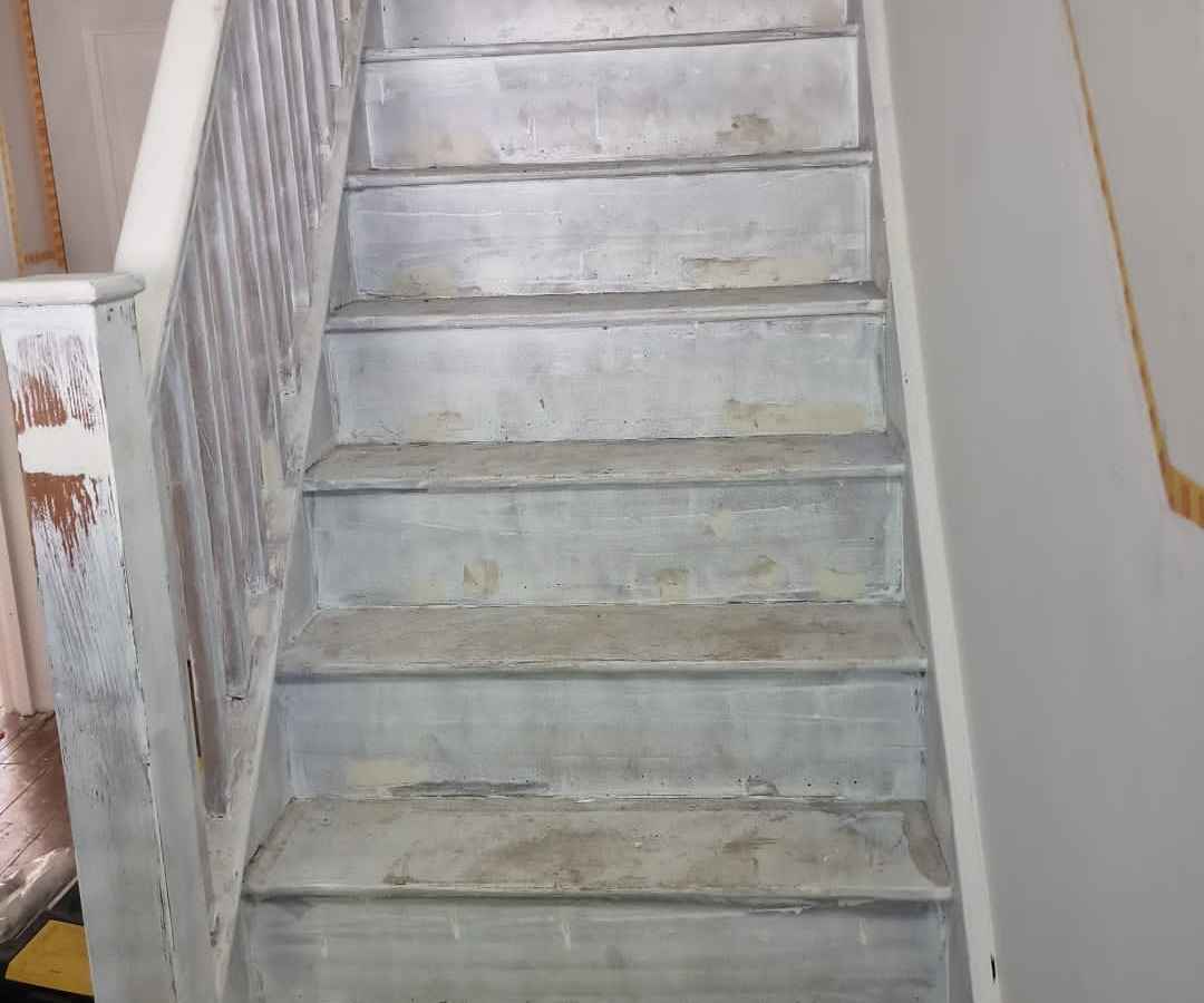 How to prepare your stairs for a stair runner