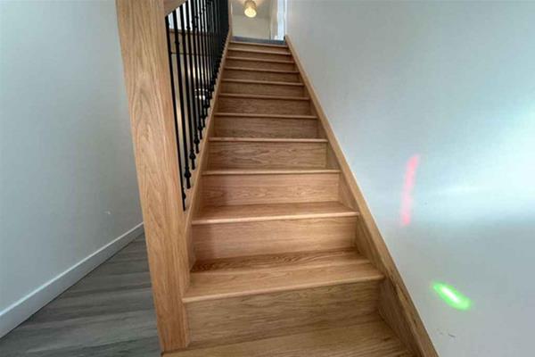 The Benefits of Renovating Your Stair Treads & Risers with Solid Oak