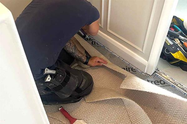 How to find a carpet fitter?