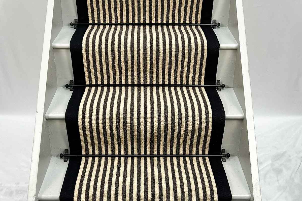 Gatsby Wool Stair Runner with Black Border