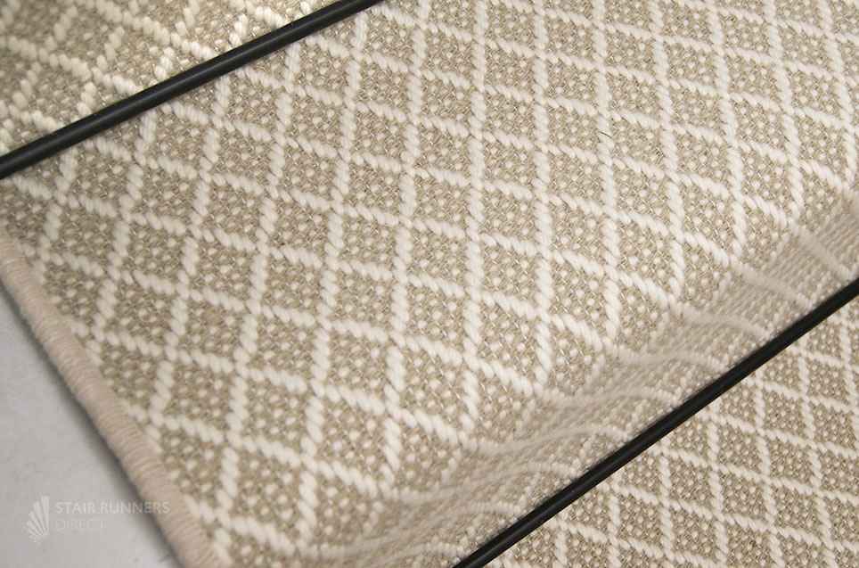 chelsea--cream-wool-edge-7m-x-61cm-2b.jpg