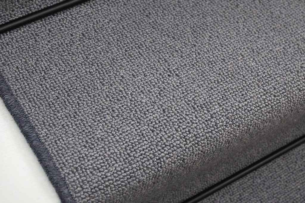 Single Plain Grey Wool 3