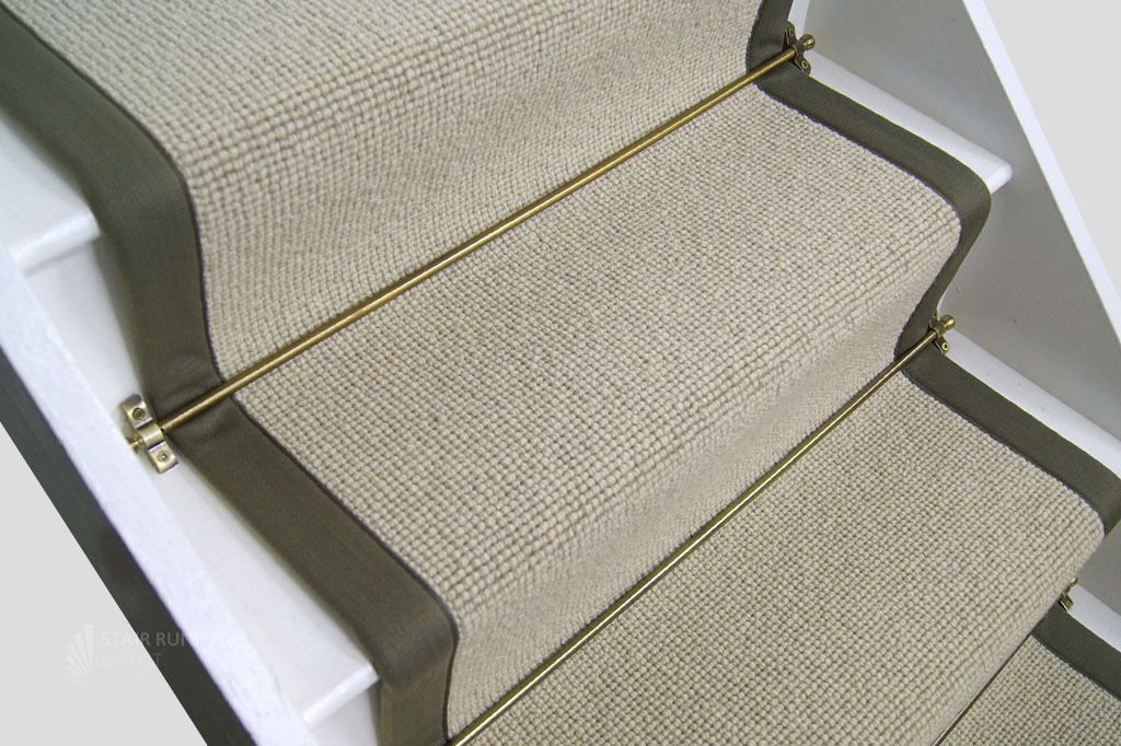 Earl with Army Green border 1