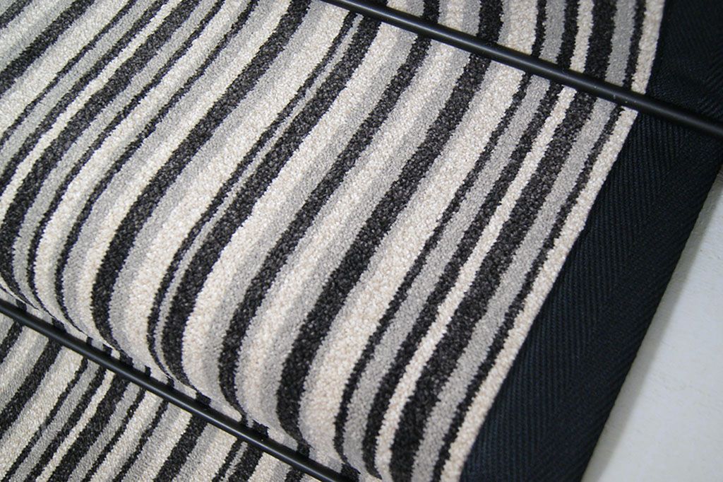 Paraline clotted cream black border 3