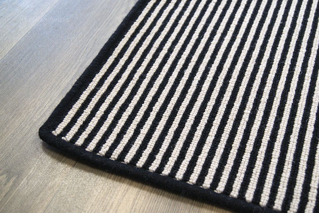 Magpie Black Wool Edge Rug 3