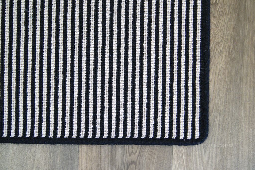 Magpie Black Wool Edge Rug 4