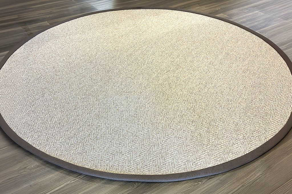 Country Herringbone Berber Round Rug with Taupe Border 270cm