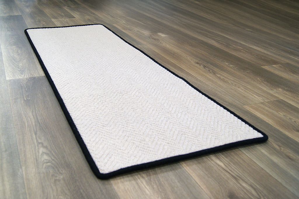 Aran Herringbone Wool Rug with Black Wool Edge 169 x 53cm