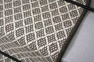 chesterfield-wool-flatweave--grey-green-wool-edge-3.jpg