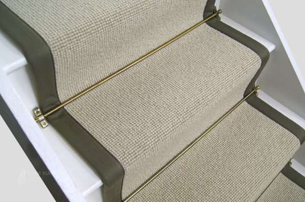 Earl with Army Green border 1