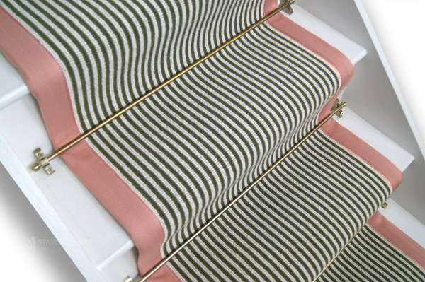 Green Striped Blush Border 1
