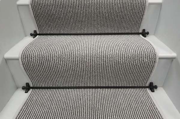 Grey shingle striped light grey wool