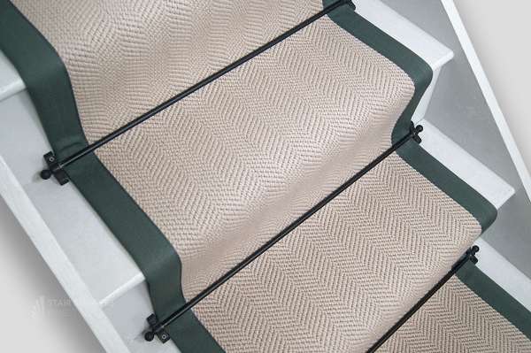 Highclere Pine Border 1