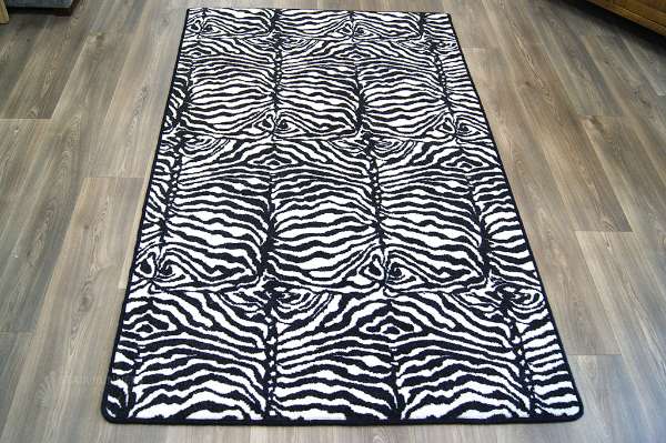 Rug1 Zebra 3