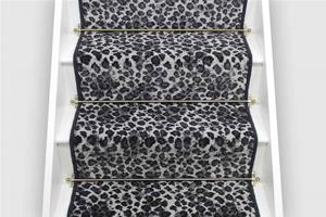 snow-leopardblack-wool-edge-2.jpg