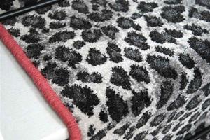 snow-leopardpink-wool-2.jpg